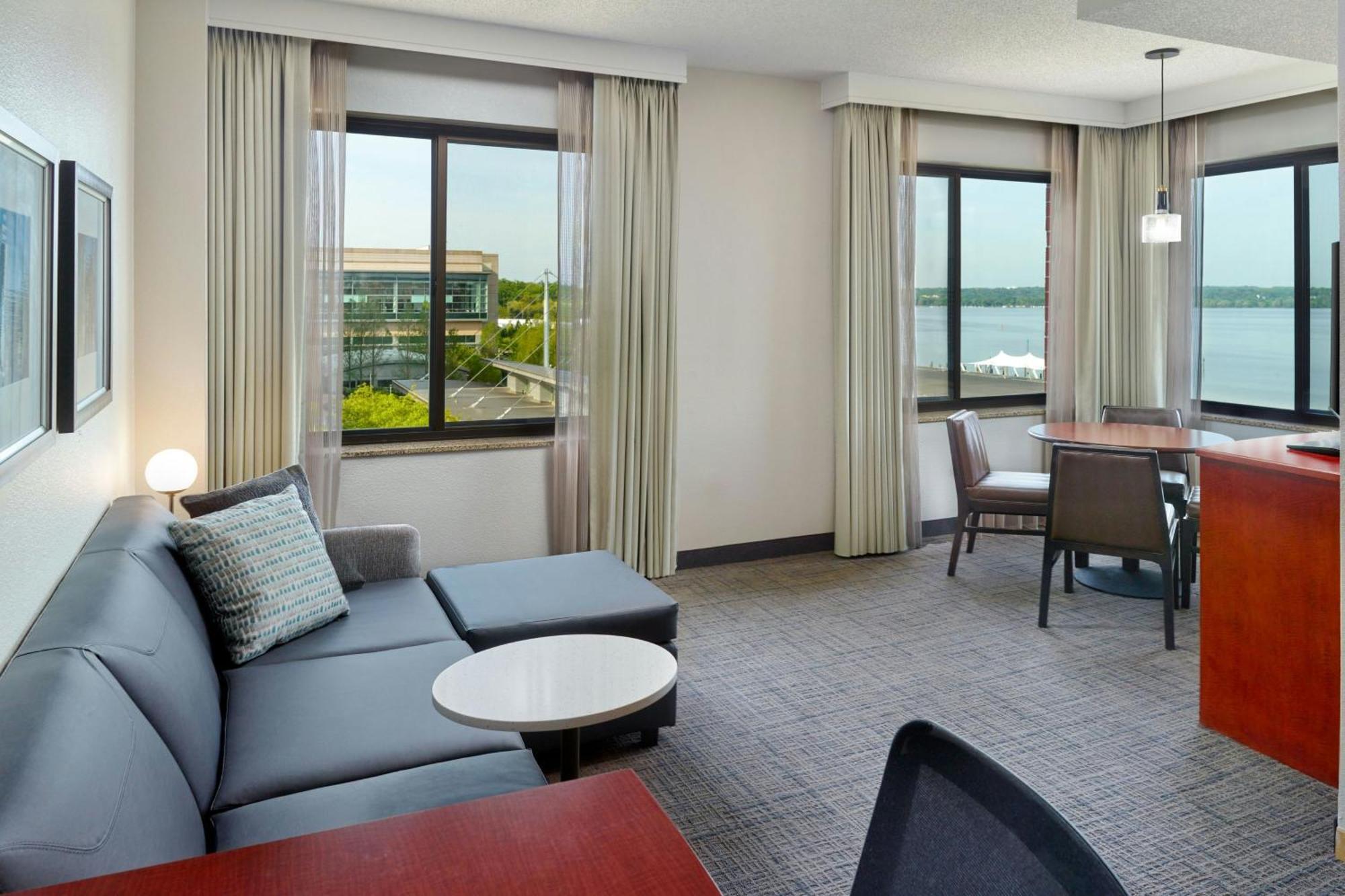 By Marriott Washington, D.c. Area